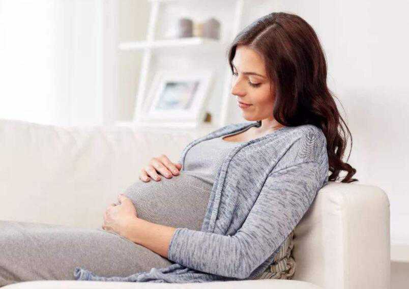 孕早期出现小腹两侧疼痛,可能是双胞胎的征兆吗?